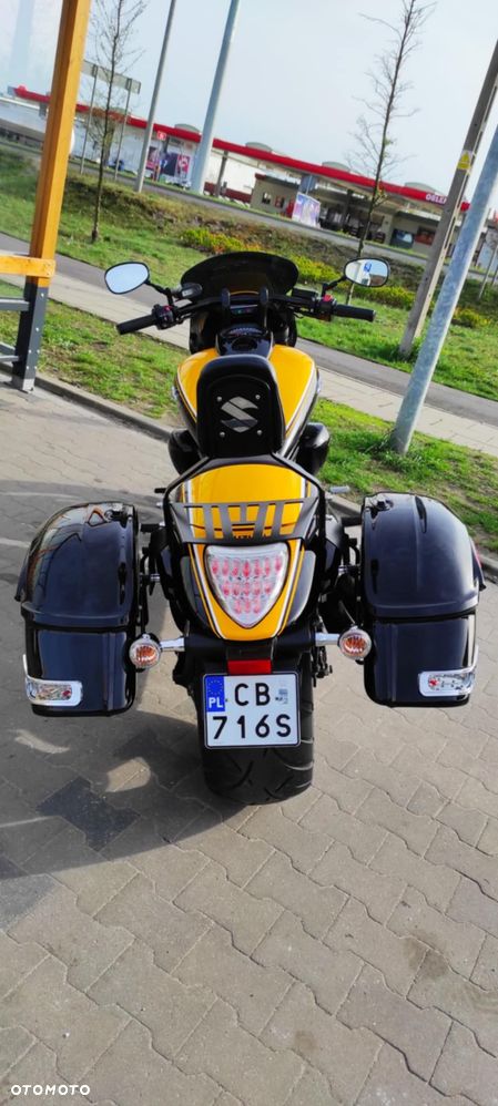 Suzuki Intruder - 5