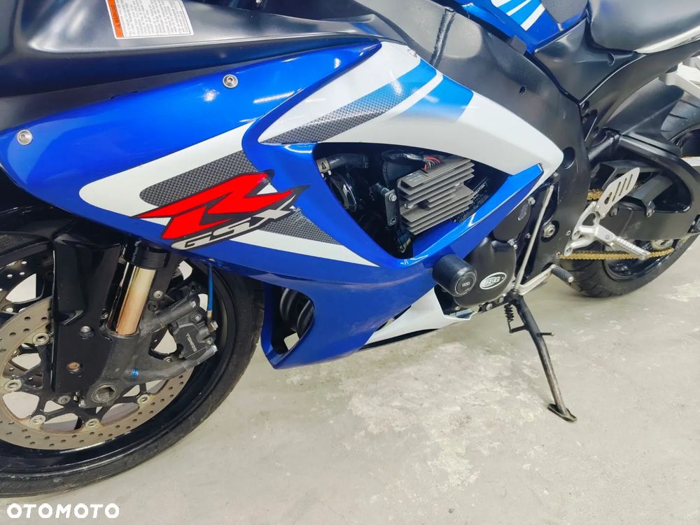 Suzuki GSX-R - 17