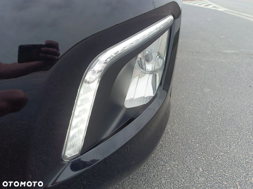 Peugeot 308 1.6 e-HDi Active STT - 12