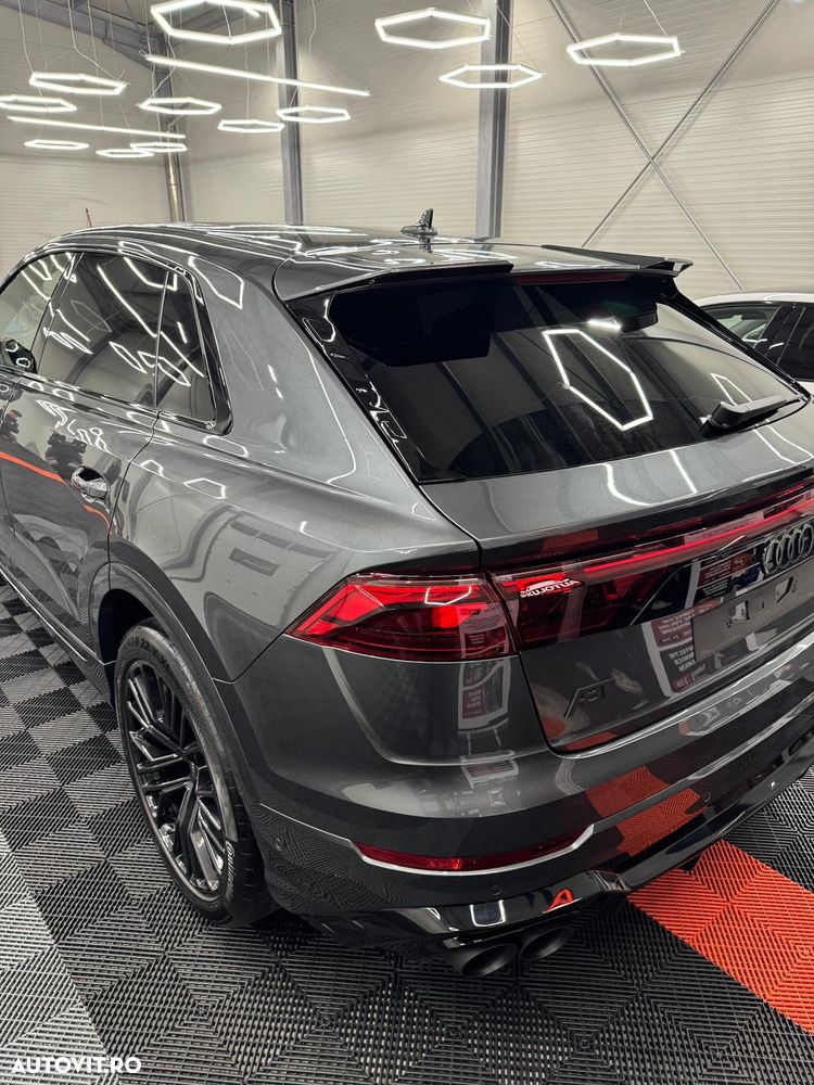 Audi Q8 - 3