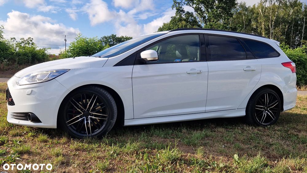 Ford Focus ST2 - 6