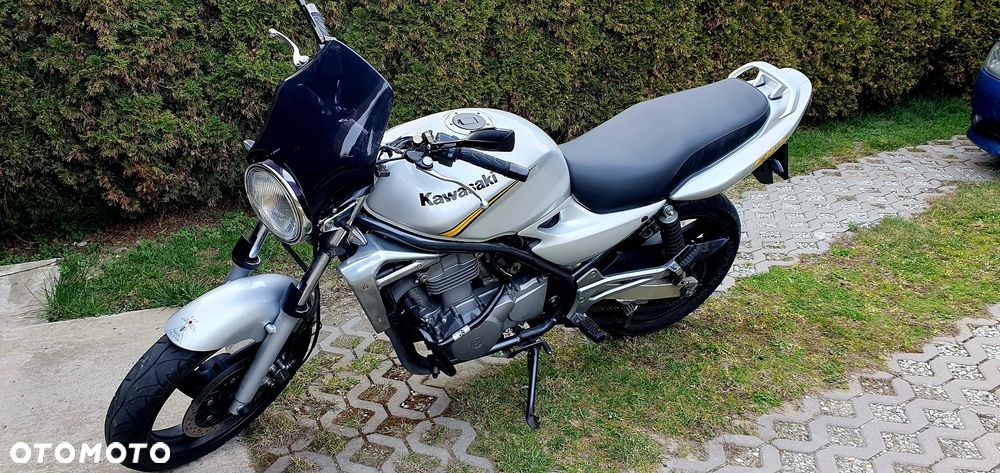 Kawasaki ER - 2