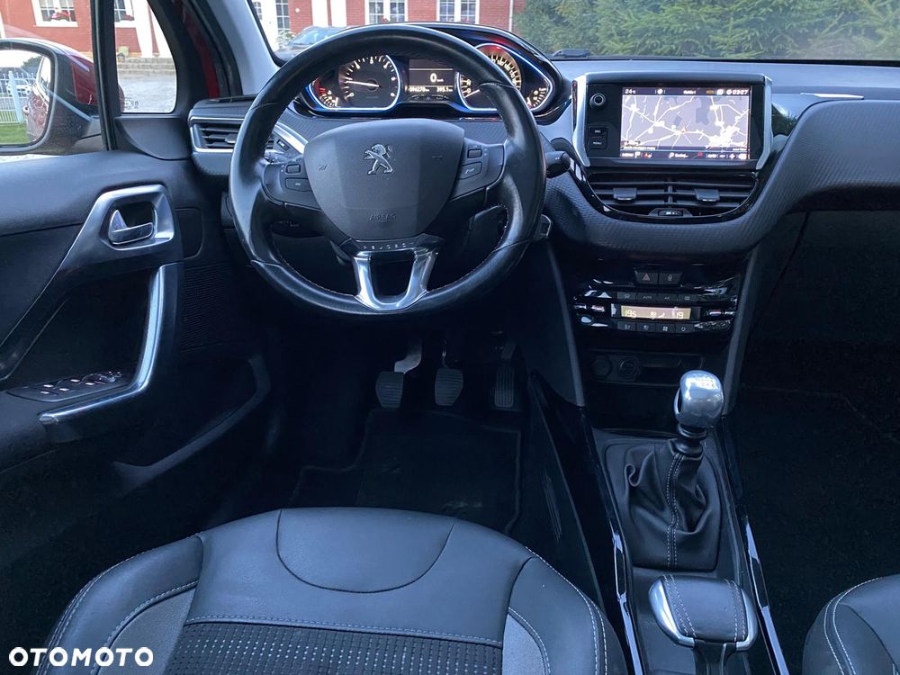 Peugeot 2008 BlueHDi FAP 120 STOP & START Allure - 10