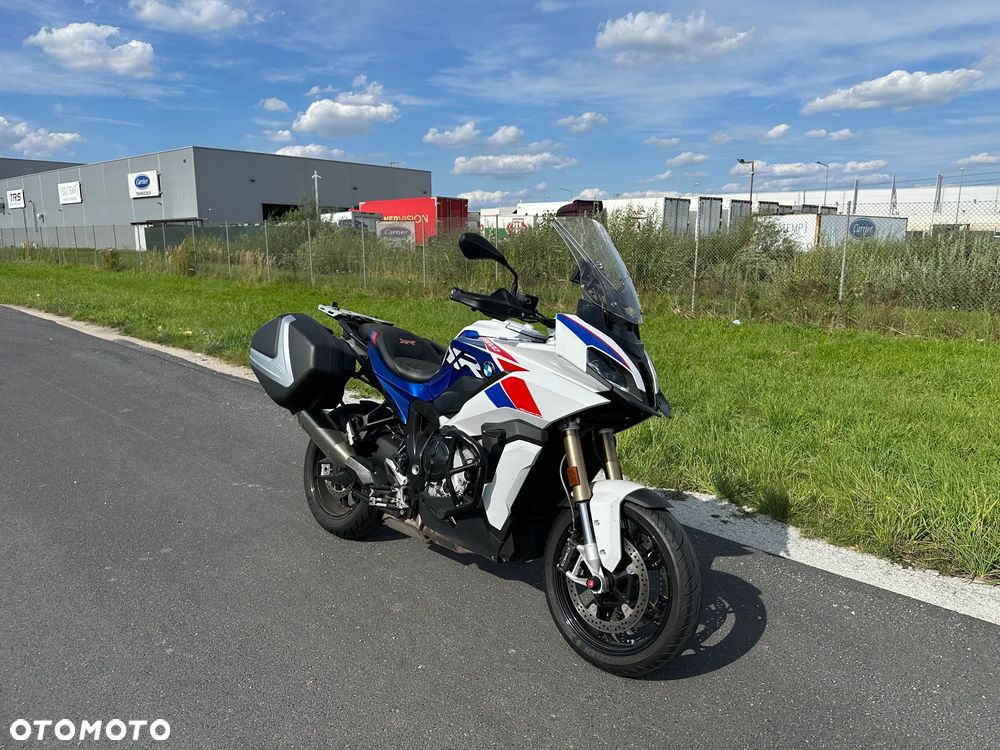 BMW XR - 1