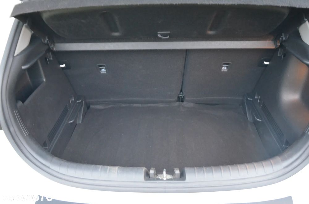 Kia Rio 1.2 Vision - 26