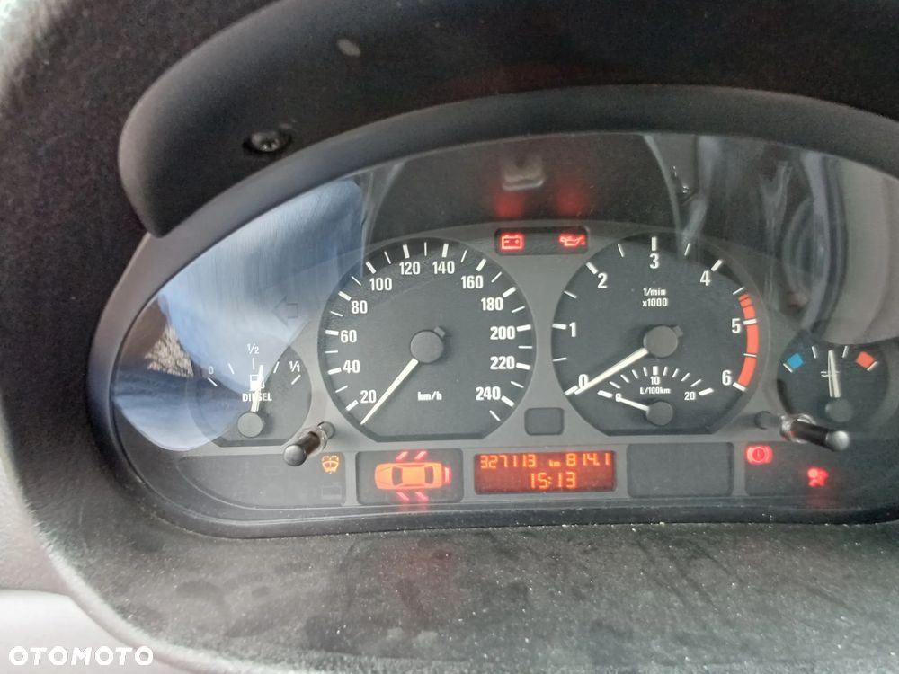 BMW Seria 3 320d - 5