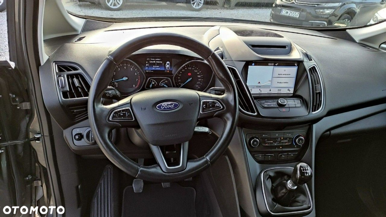 Ford Grand C-MAX - 28