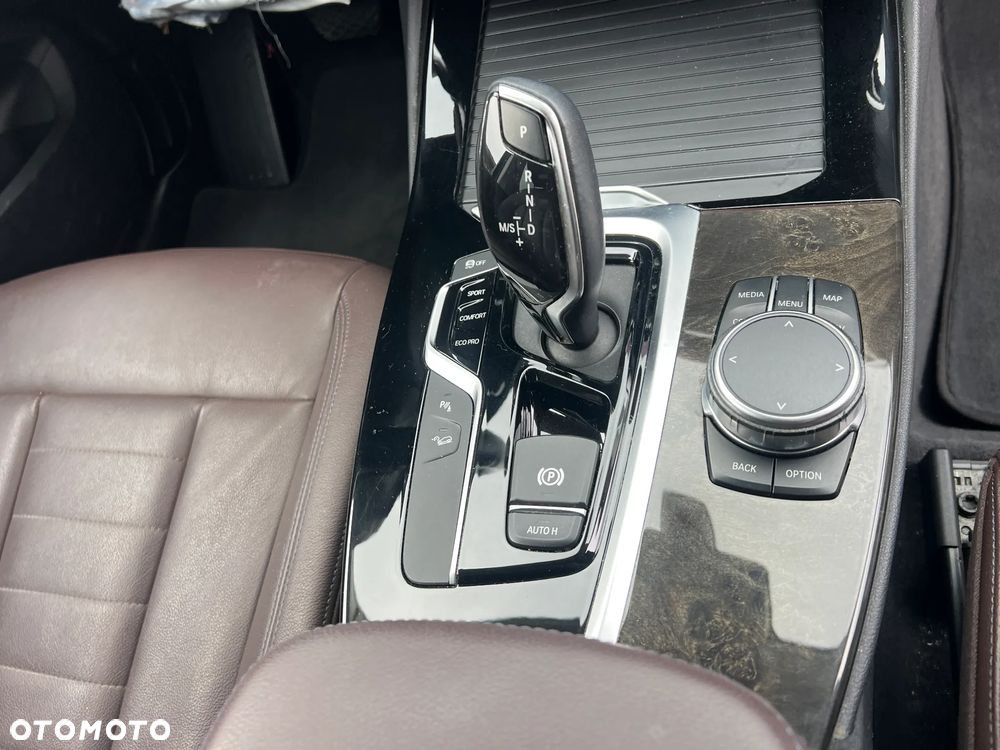 BMW X3 xDrive20d xLine - 12