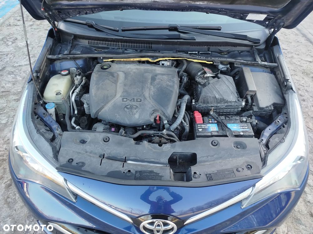 Toyota Avensis 2.0 D-4D Active Business - 13