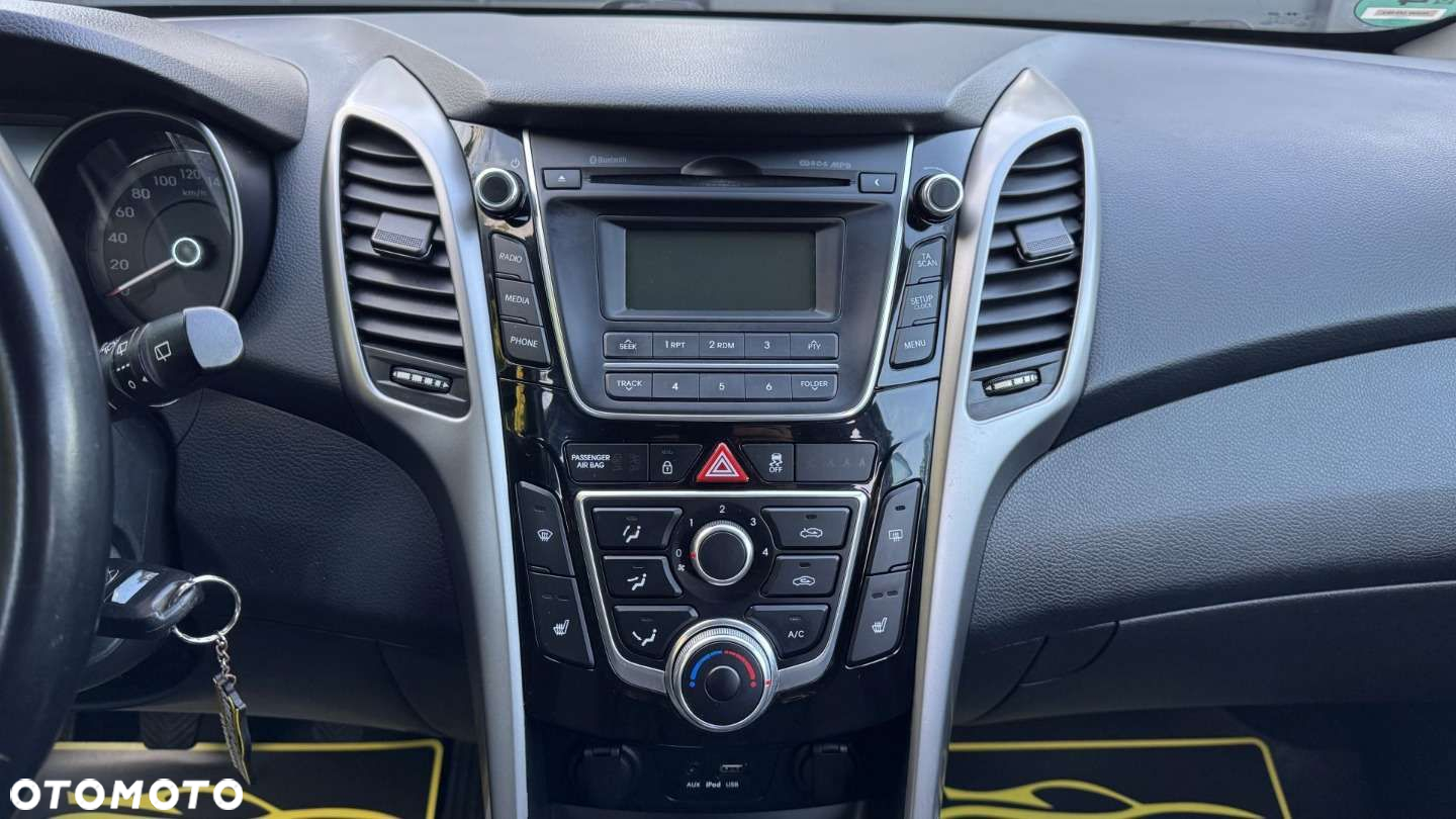 Hyundai i30 - 34