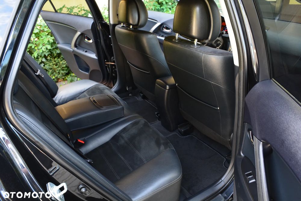 Toyota Avensis Touring Sports 1.8 Business Edition - 21