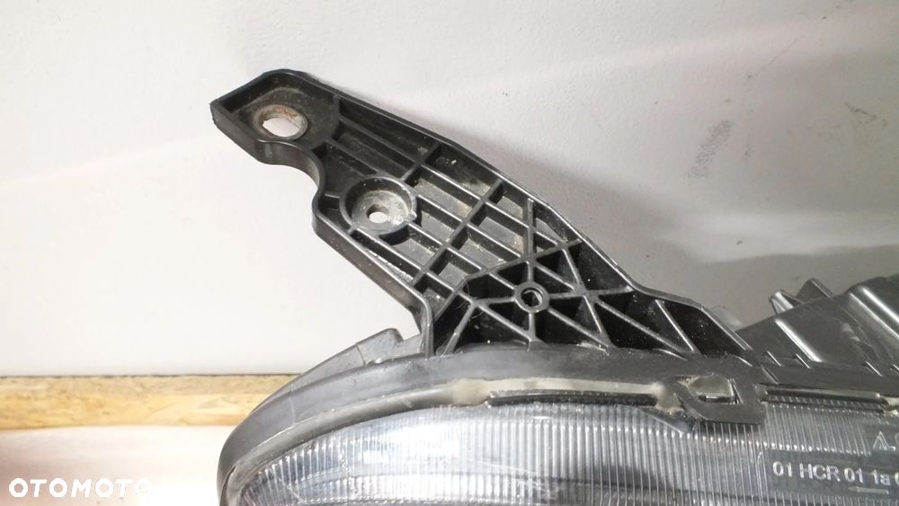 Lampa przednia prawa Fiat Doblo II Lift - 3