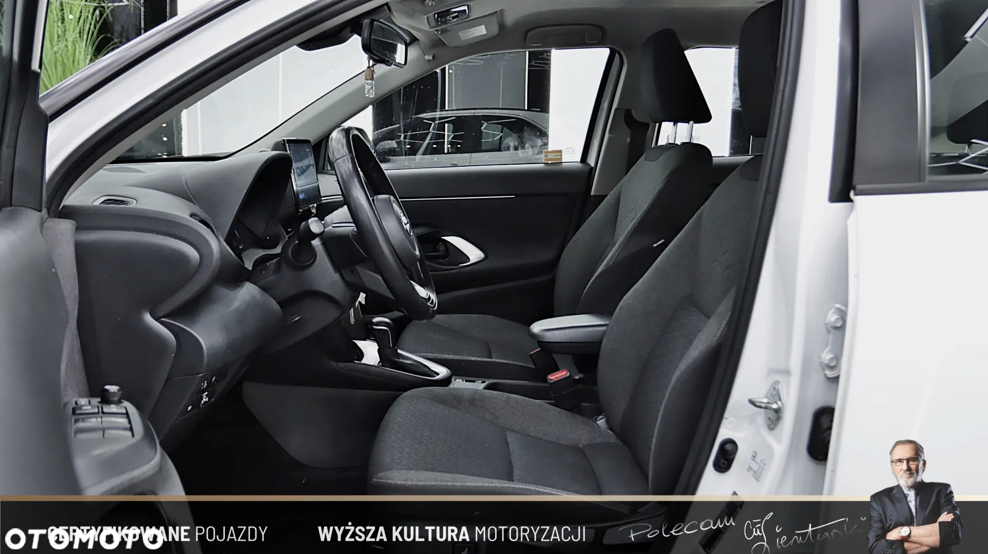 Toyota Yaris Cross Hybrid 1.5 Comfort - 14