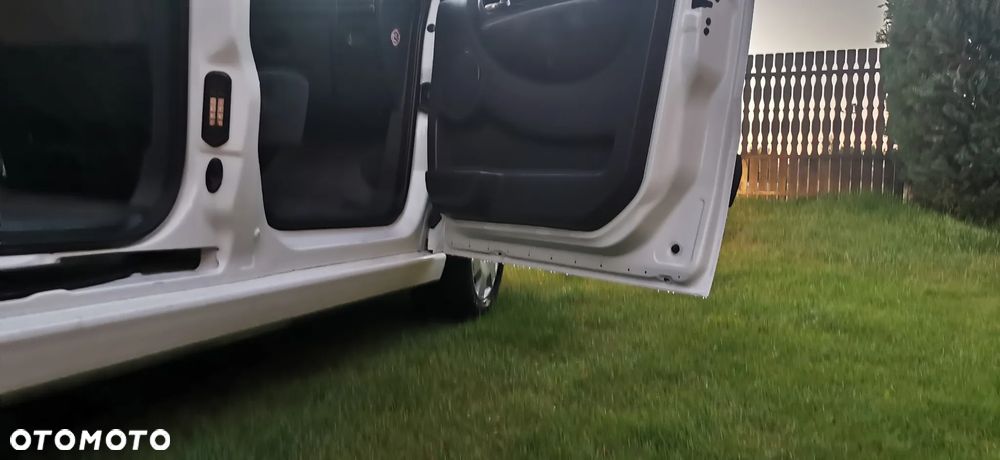 Fiat Scudo Panorama L2H1 Executive - 21