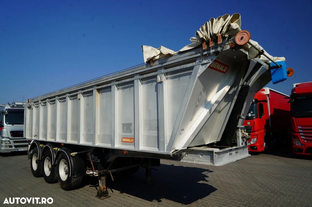 Benalu BENALU / 24 m3 / ALUMINIU / AXĂ RIDICATĂ / GREUTATE: 5.300 KG / PERDĂ ELECTRICĂ / JANTE DIN ALIAJ - 2