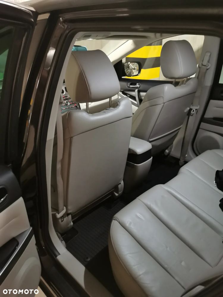 Mazda CX-7 2.2 CD Exclusive + - 7