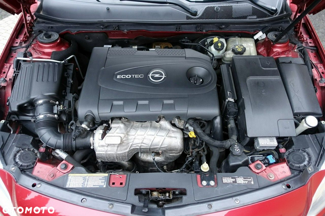 Opel Insignia - 10