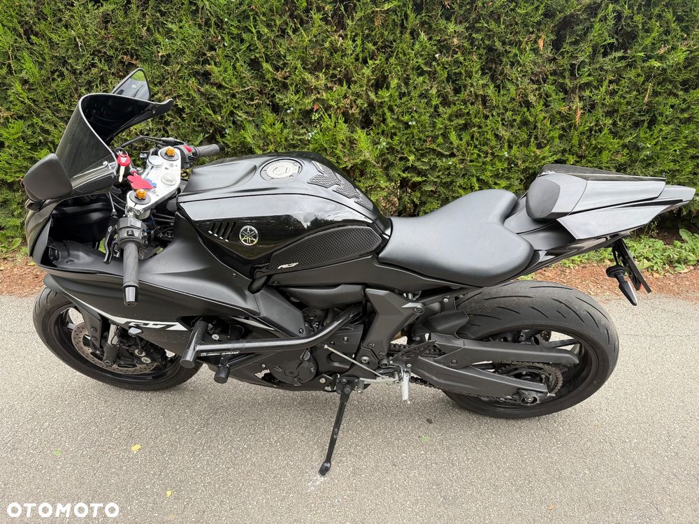 Yamaha R7 - 14