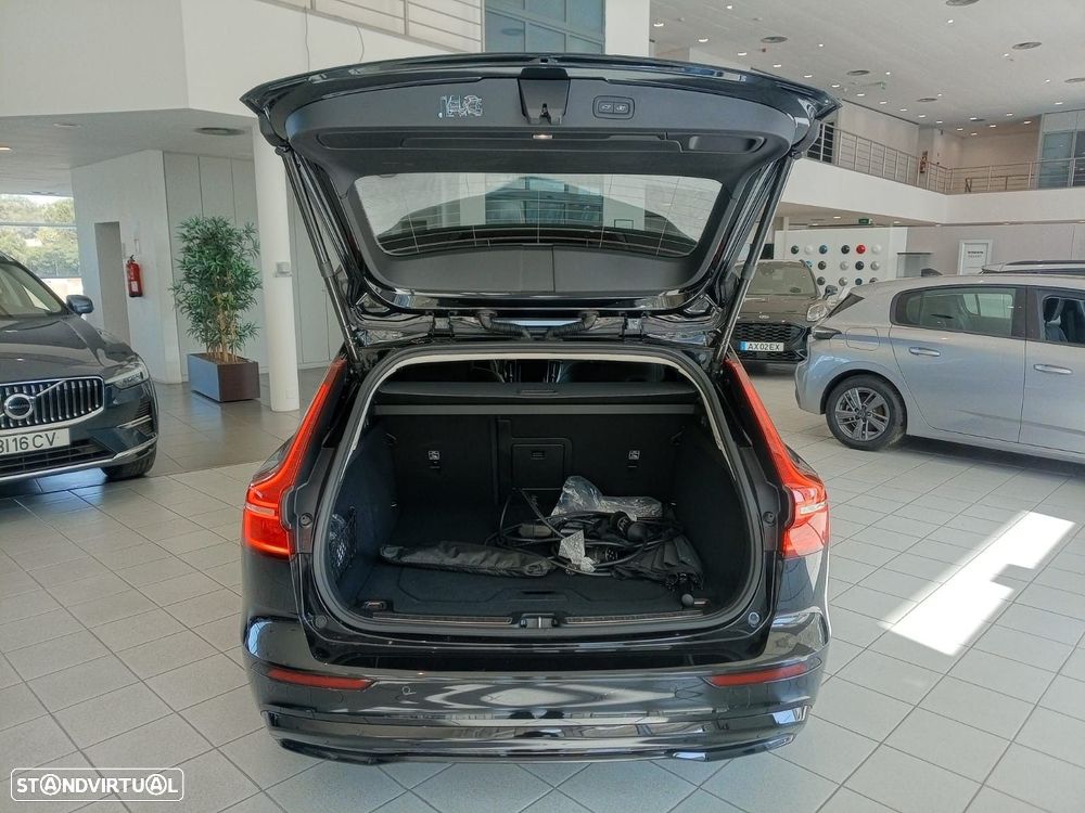 Volvo V60 2.0 T6 AWD TE Plus Dark - 10