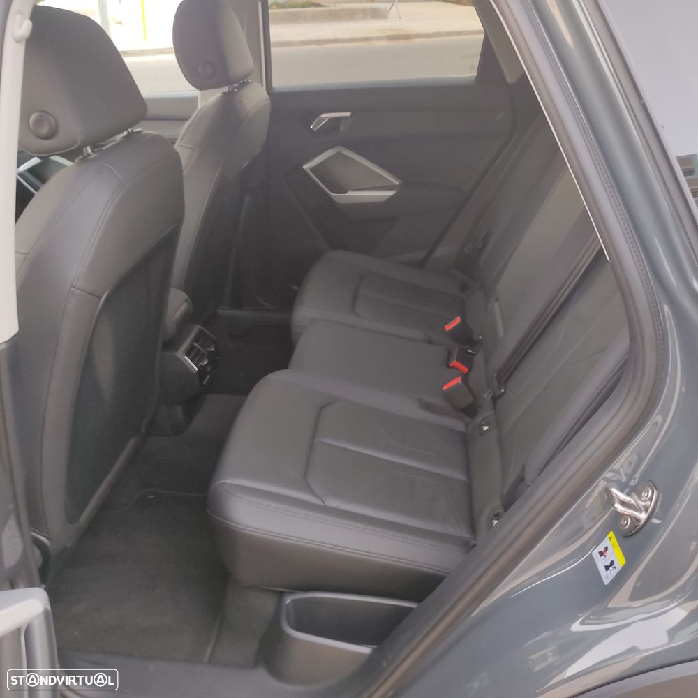 Audi Q3 45 TFSIe S tronic - 13