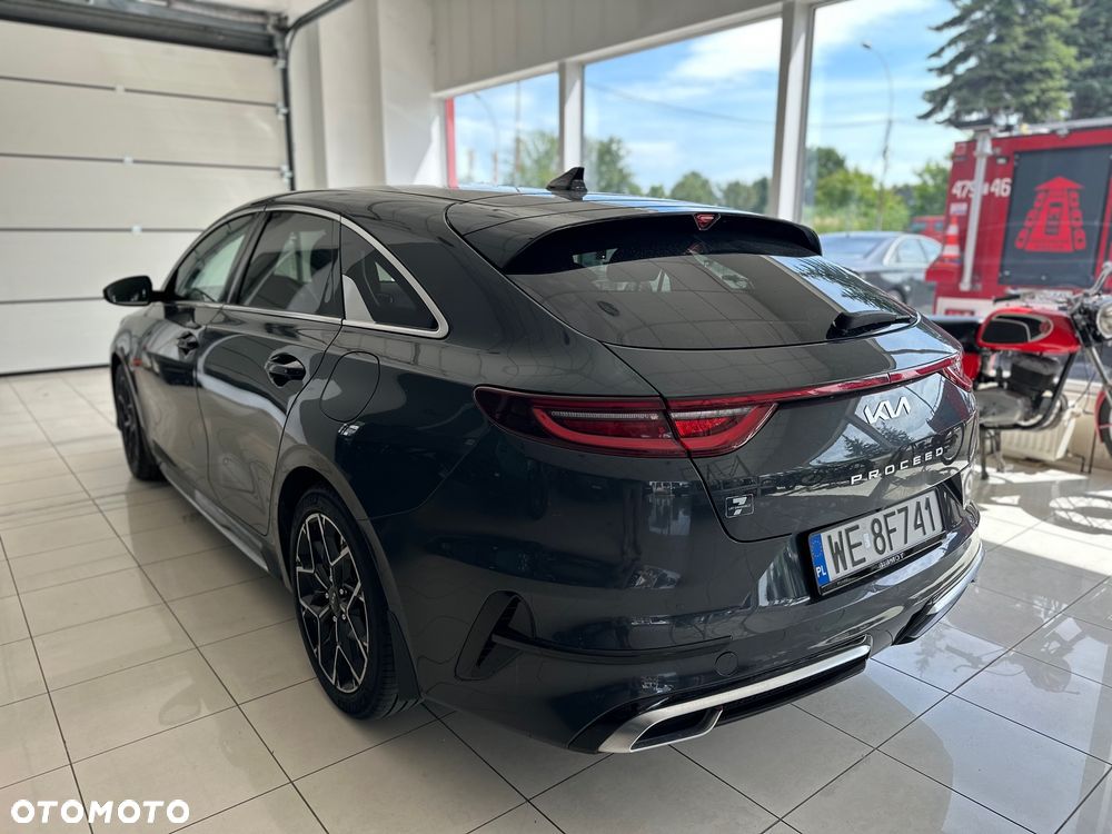 Kia ProCeed - 2
