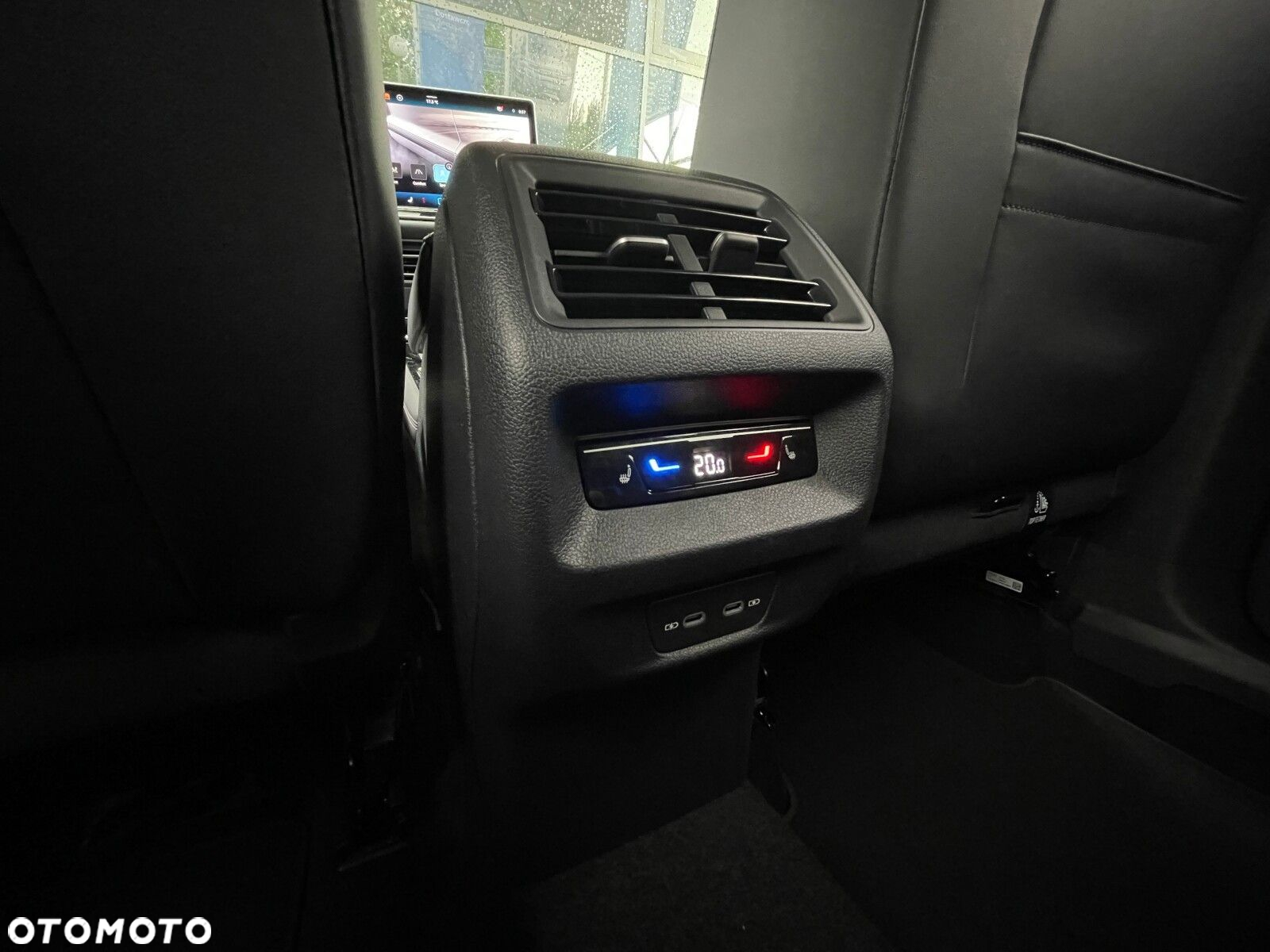 Volkswagen Tiguan - 25
