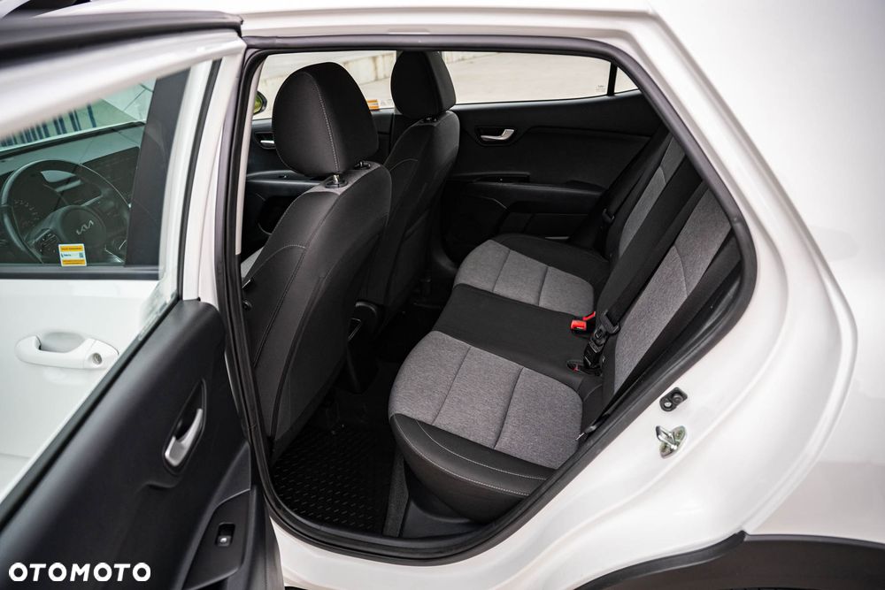 Kia Stonic 1.2 L - 22