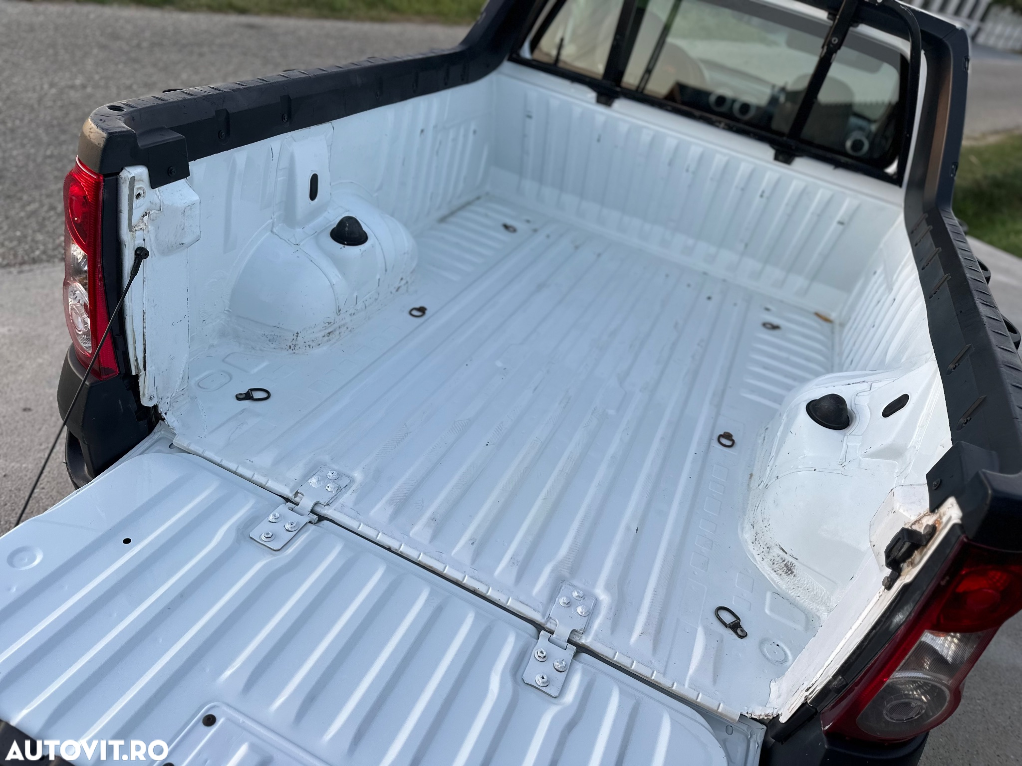 Dacia Pick Up - 19