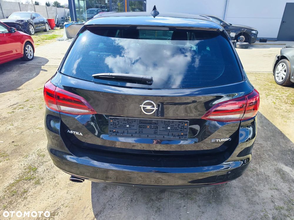 Opel Astra 1.6 BiTurbo D (CDTI) Start/Stop Innovation - 11