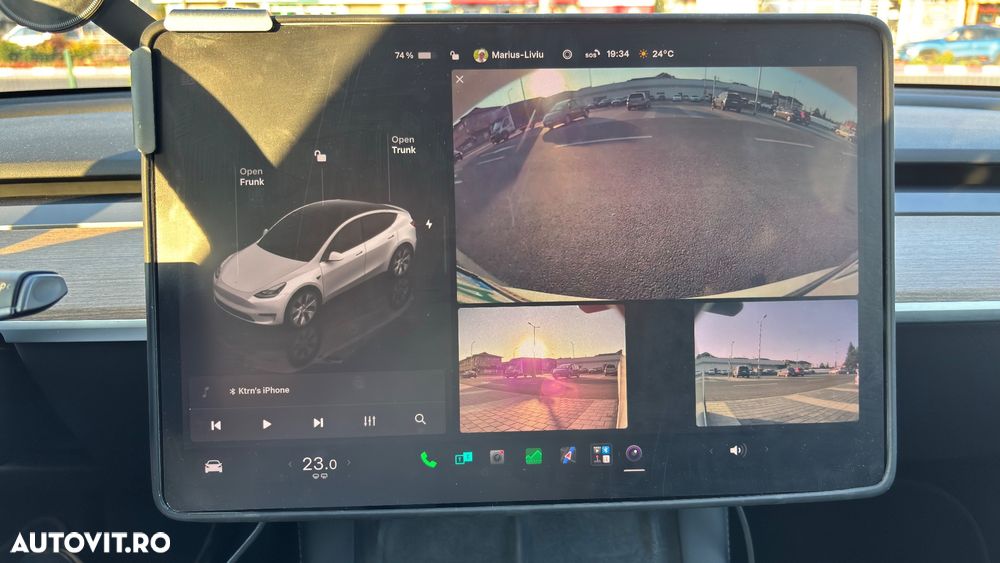 Tesla Model Y - 23