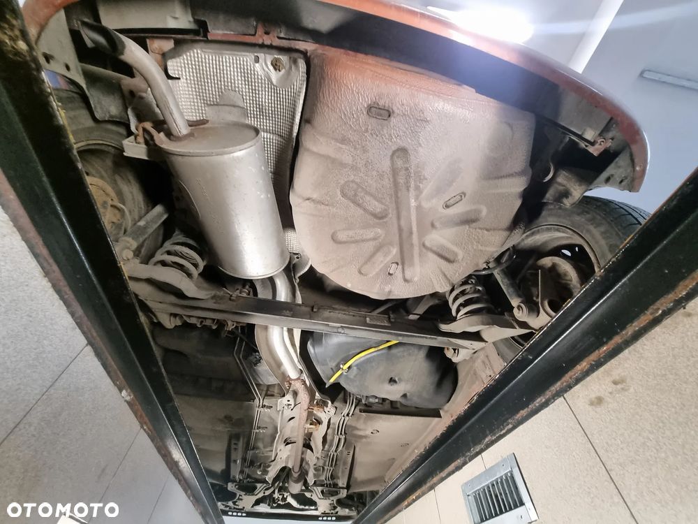 Renault Clio - 12