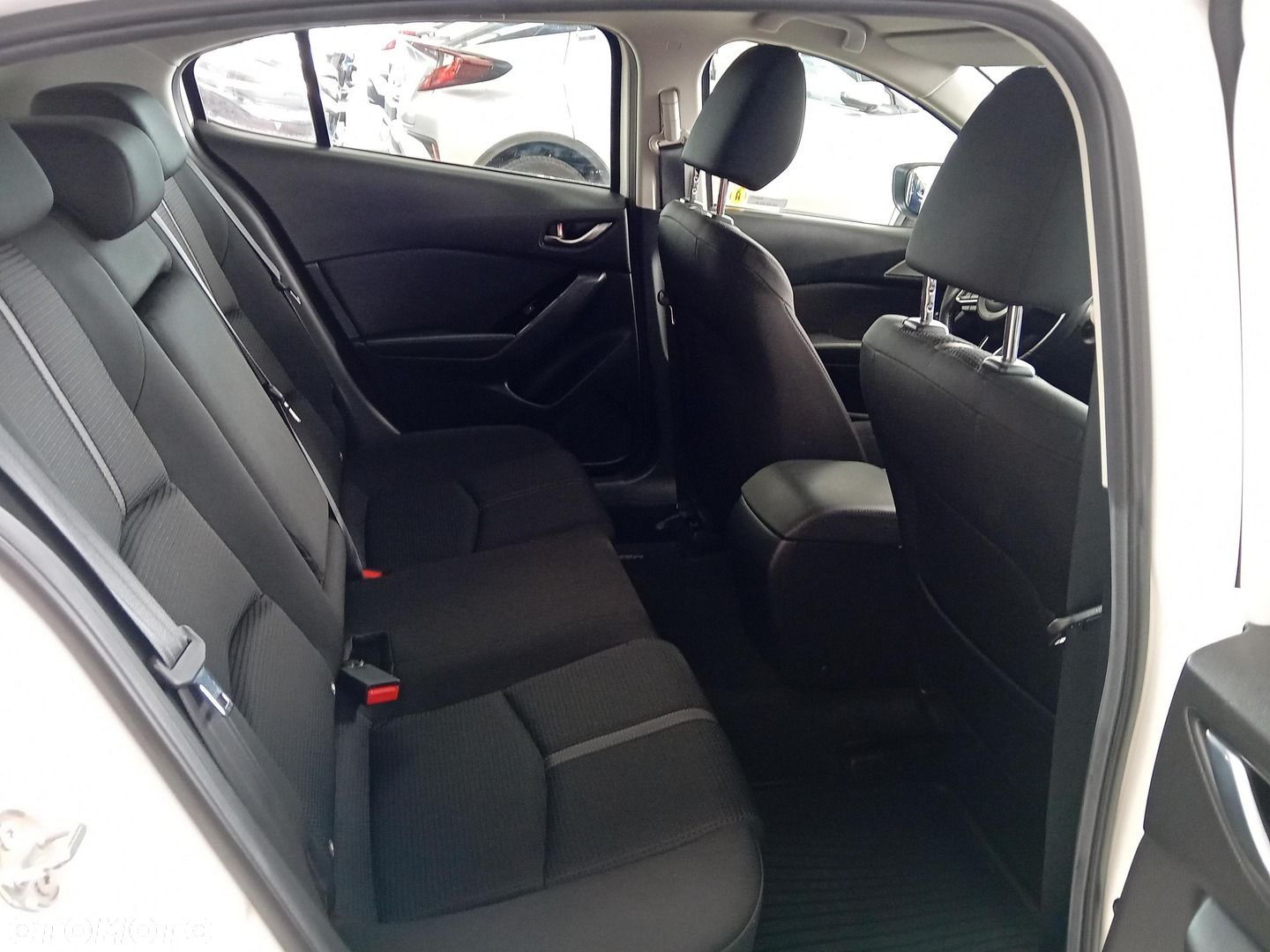 Mazda 3 - 11