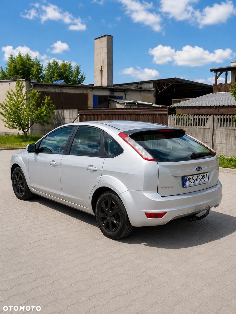 Ford Focus 1.6 TDCi Ambiente - 11