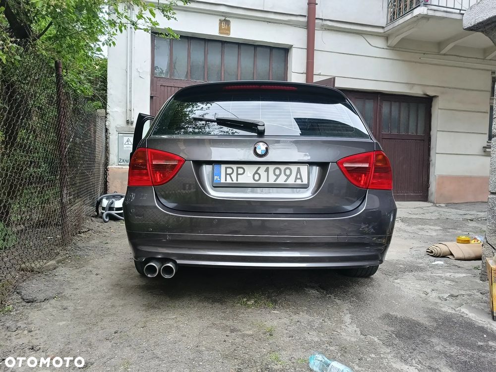 BMW Seria 3 320d - 5