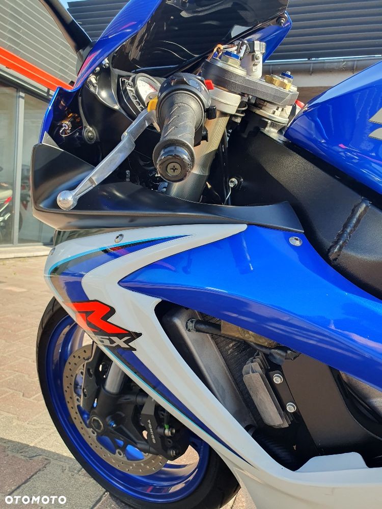 Suzuki GSX-R - 17