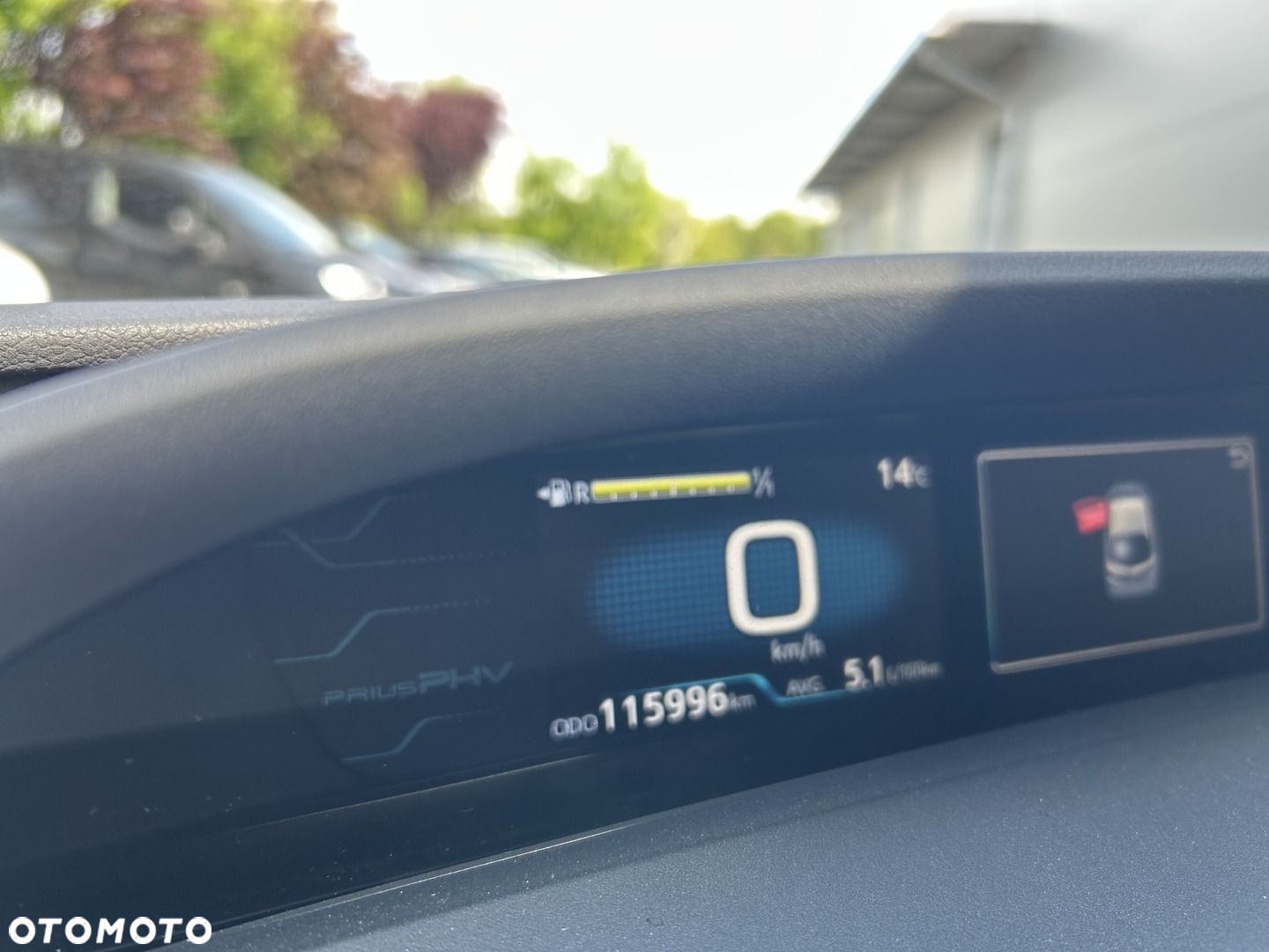 Toyota Prius - 13