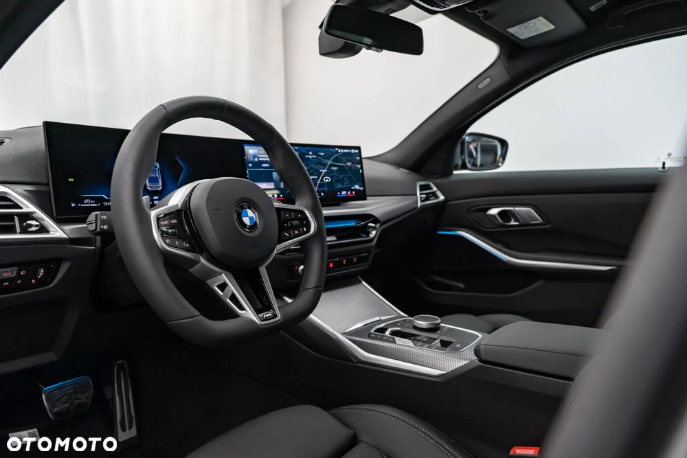 BMW Seria 3 320i M Sport - 22