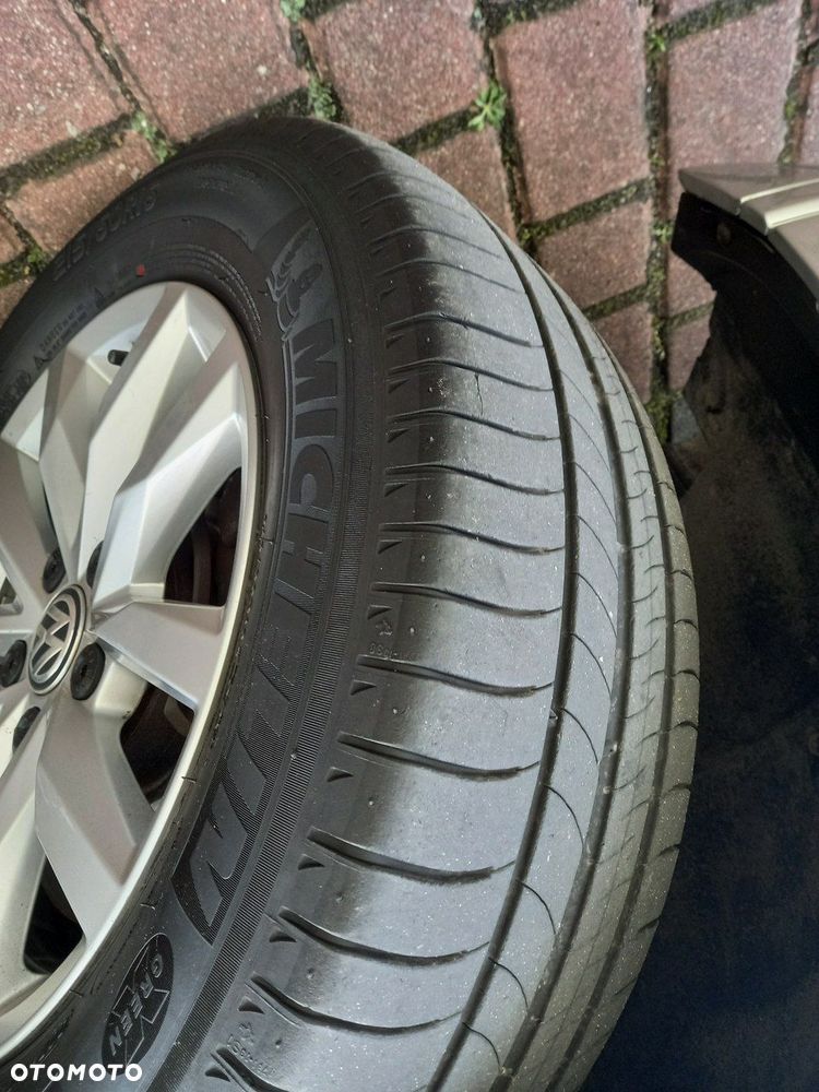 Volkswagen Passat 2.0 TDI (BlueMotion Technology) Highline - 21