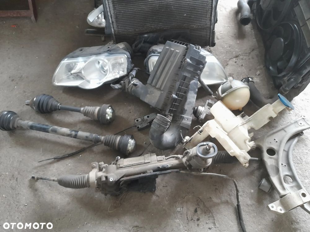 TUNEL ŚRODKOWY PODŁOKIETNIK  VW PASSAT B6 - 7