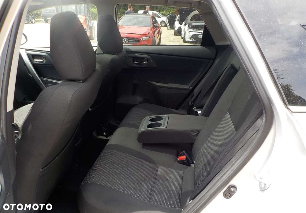 Toyota Auris - 20