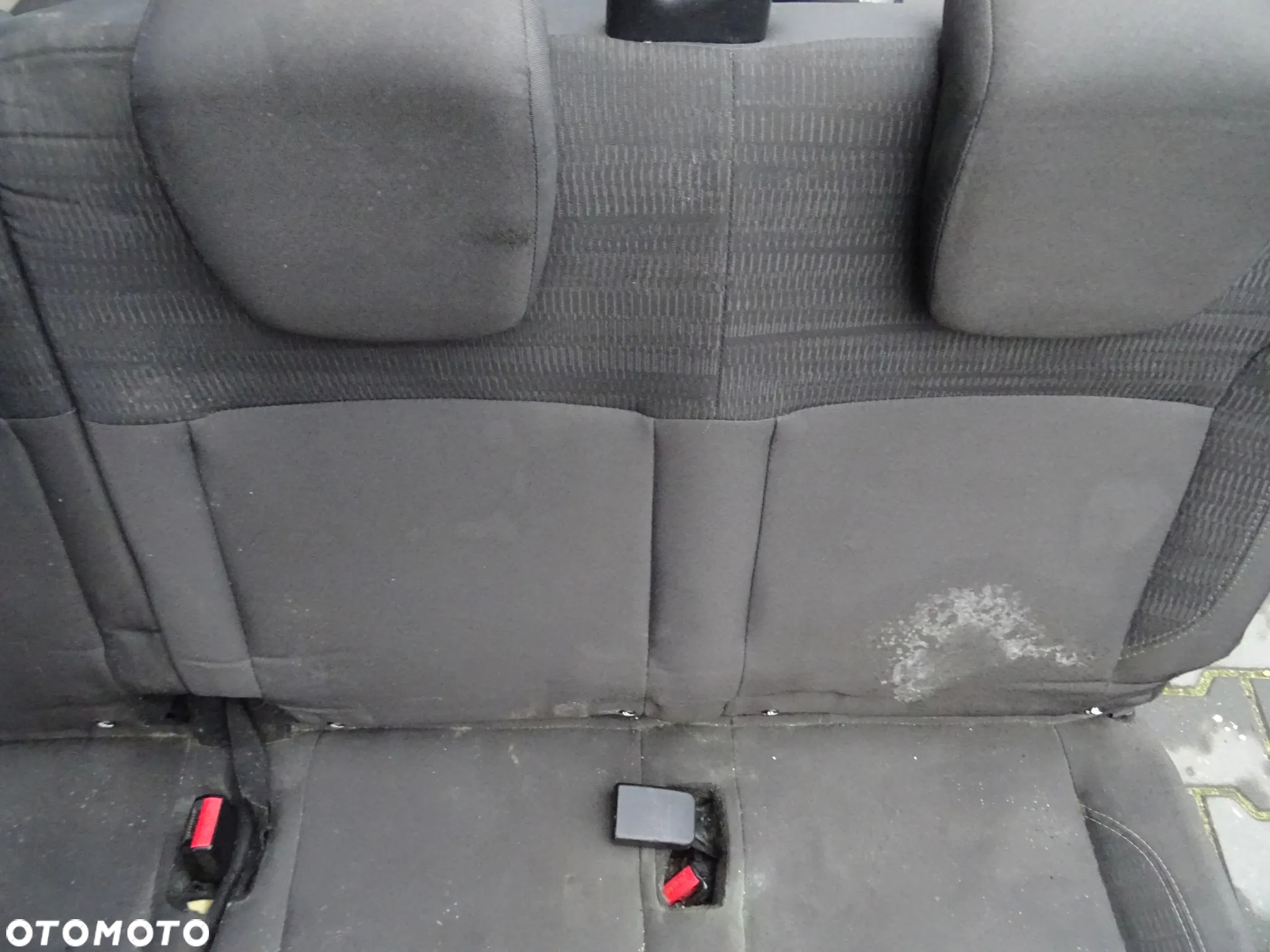 DACIA DOKKER LODGY KANAPA TYLNA 3 OSOB  CZESCI ROZNE WARTO PYTAC - 4