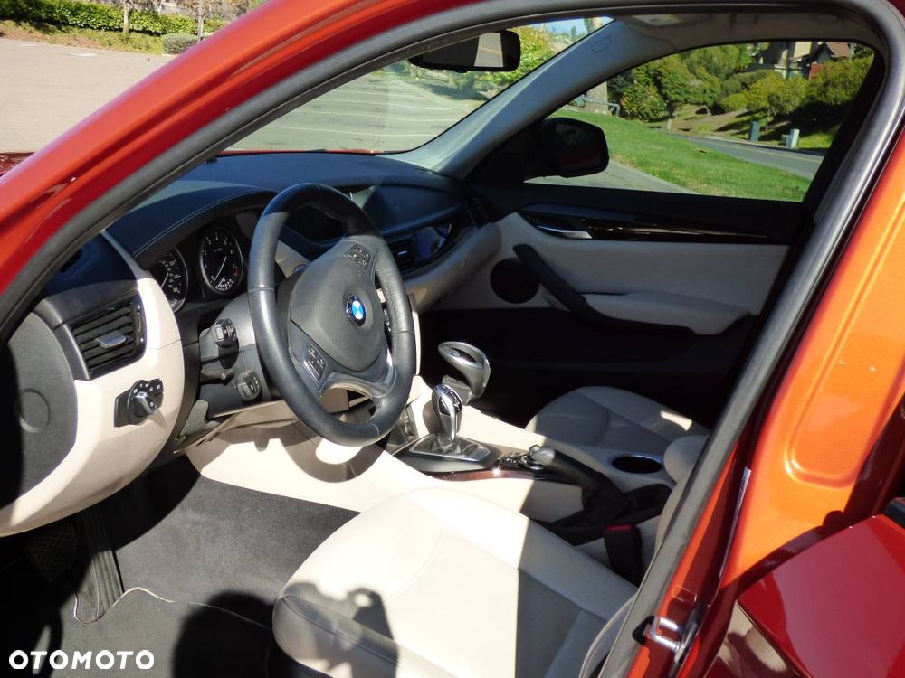 BMW X1 xDrive28i xLine - 4