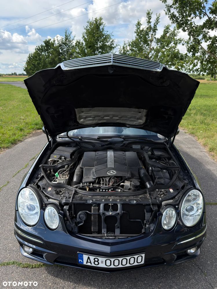 Mercedes-Benz Klasa E 500 7G-TRONIC Avantgarde - 23