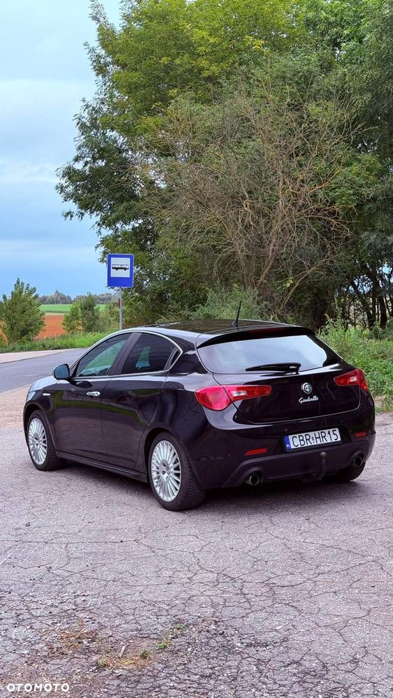 Alfa Romeo Giulietta 2.0 JTDM Distinctive - 4