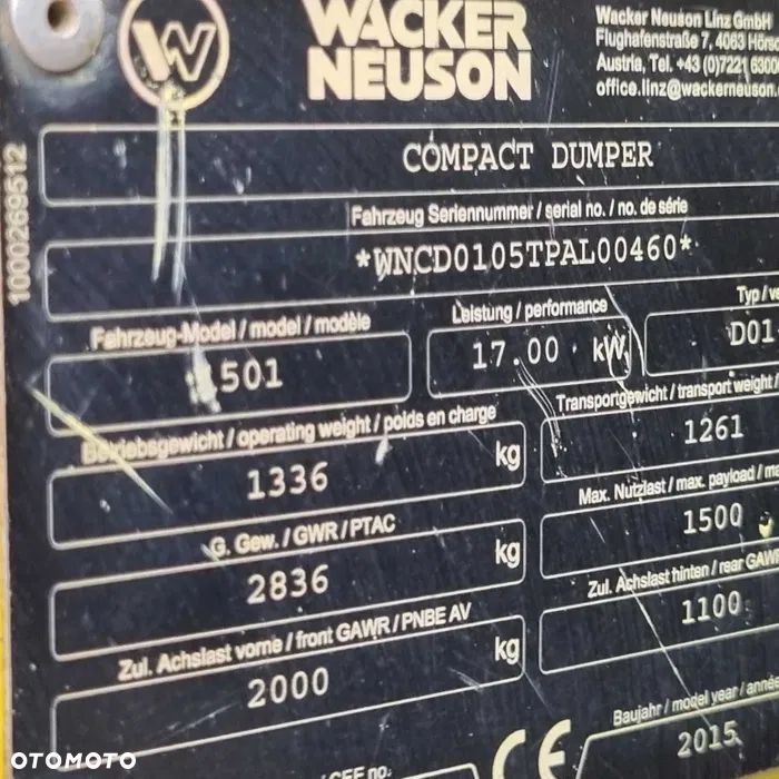 Wacker Neuson 1501 Wozidło 4x4  Budowlane-Ogrodnicze-rolnicze. Transporter 1,5 tony o bardzo małych gabarytach. Obrotowa Paka. Maszyna jak Nowa Pochodzi z gospodarstwa Norweskiego! Zaledwie 1000mtg. Rok 2016. Serwisowana w DEKRA Norweska BMWT. Ani Deka Luzów i wycieków. Mała zgrabna maszyna. Moc i wydajność Potężna. Komfort pracy. Napęd HYDROSTATIC. OKAZJA Silnik Yanmar 3 cyl. - 9