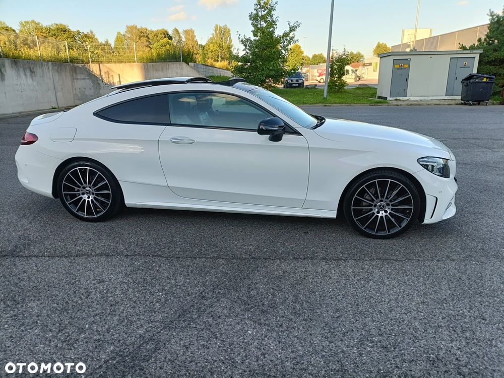 Mercedes-Benz Klasa C 200 4MATIC 9G-TRONIC - 13