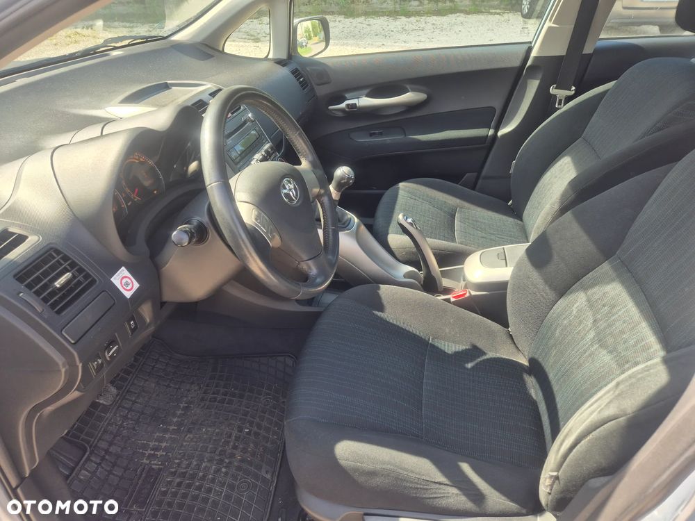 Toyota Auris 1.6 VVT-i Prestige - 7