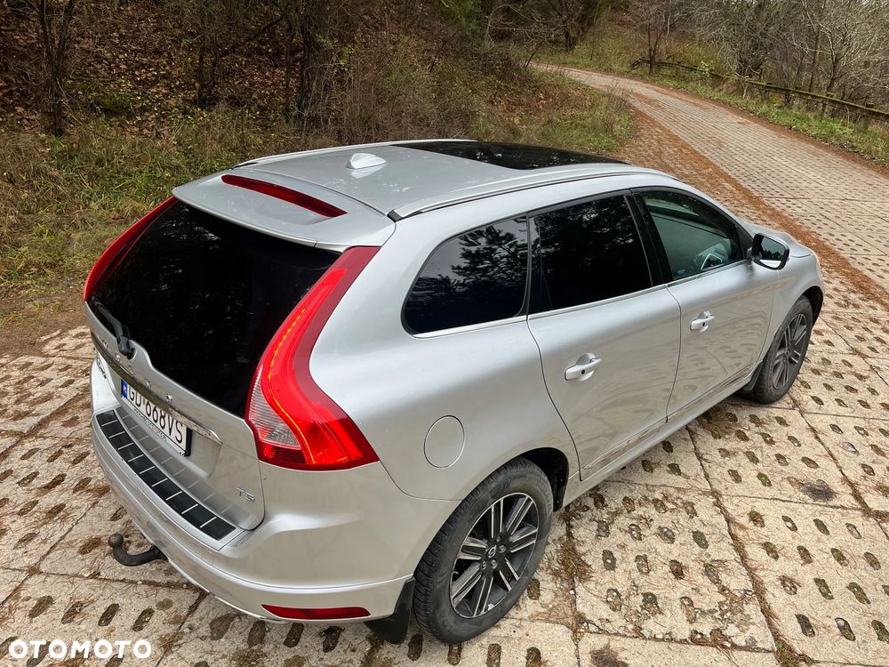 Volvo XC 60 - 6