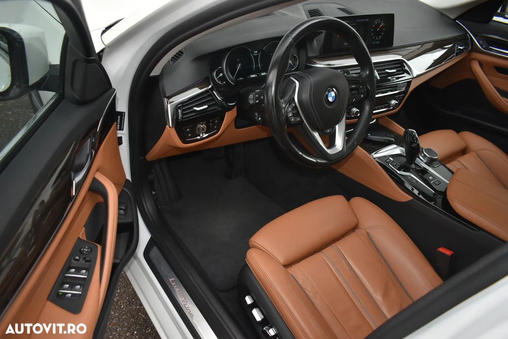 BMW Seria 5 520d xDrive Touring Aut. Luxury Line - 19