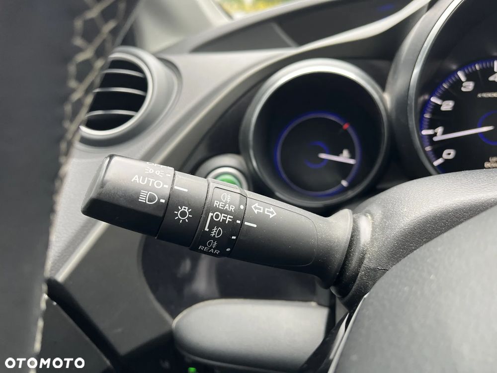 Honda Civic 1.8 Lifestyle (ADAS / Connect+) - 26